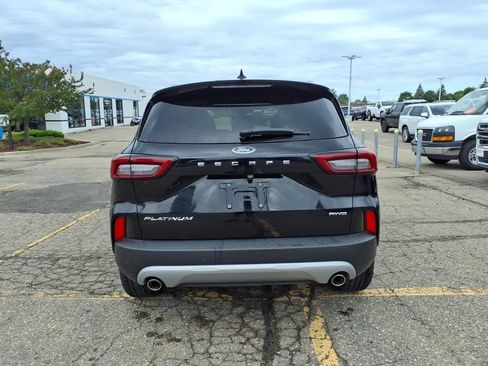 Used 2024 Ford Escape Platinum AWD/4WD image 6