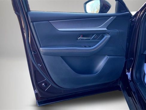 Used 2024 MAZDA CX-90 Plug-In Hybrid w/ Premium Plus image 17