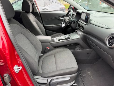 Used 2023 Hyundai Kona SEL FWD image 23