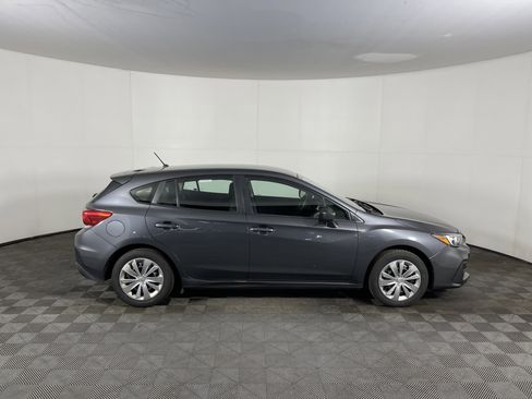 Used 2018 Subaru Impreza 2.0i image 5