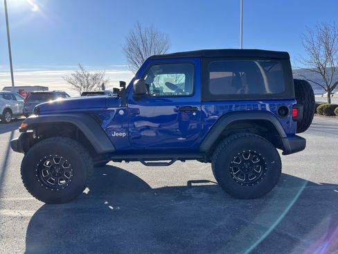 Used 2019 Jeep Wrangler Sport S image 6