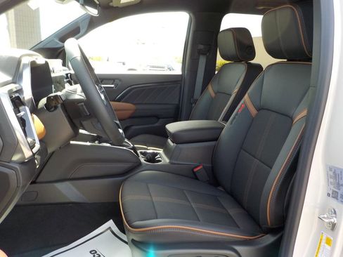 Used 2026 GMC Canyon AT4 w/ Nightfall Essentials Package AWD/4WD image 14