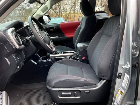 Used 2023 Toyota Tacoma SR5 image 18