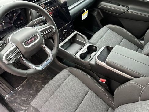 New 2026 GMC Terrain Elevation w/ Technology Package II image 8