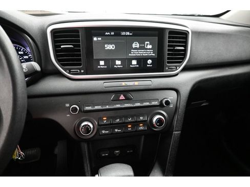 Used 2022 Kia Sportage LX AWD/4WD image 16