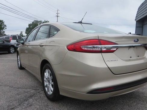 Used 2017 Ford Fusion S FWD image 4