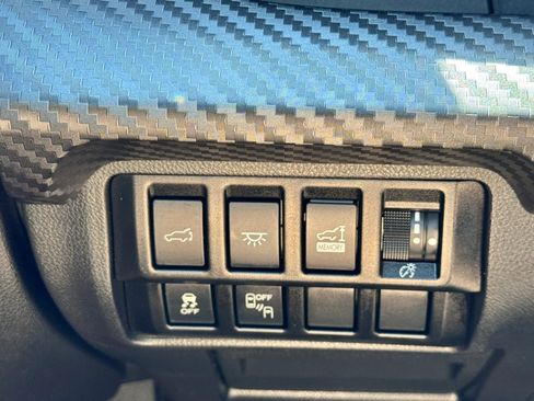 Used 2022 Subaru Ascent Onyx Edition image 17