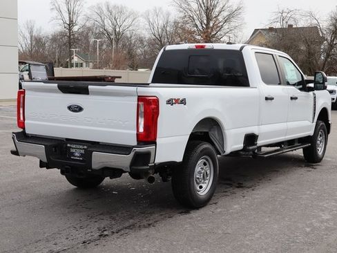 New 2026 Ford F250 XL w/ XL Chrome Package image 3