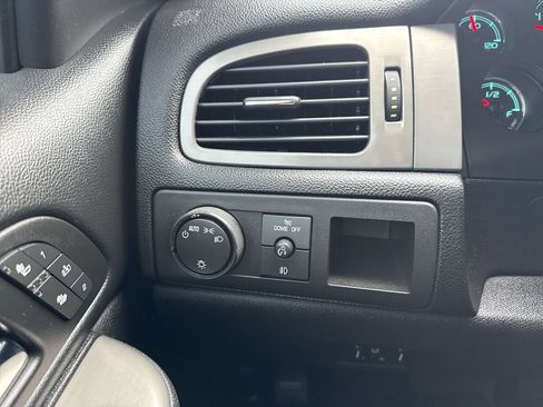 Used 2012 Chevrolet Silverado 2500 LTZ image 14