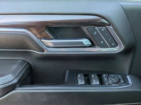 Used 2024 GMC Sierra 3500 SLT w/ SLT Premium Package image 15