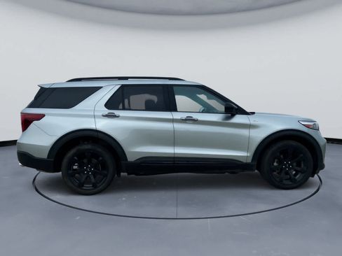 Used 2023 Ford Explorer ST-Line w/ Class IV Trailer Tow Package AWD/4WD image 5