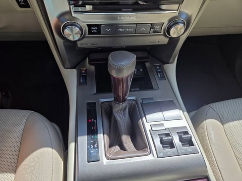 Used 2019 Lexus GX 460 Premium AWD/4WD image 17
