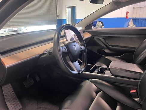Used 2019 Tesla Model 3 Long Range image 21