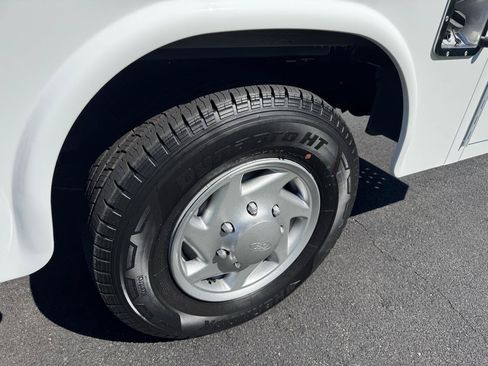 Used 2025 Ford E-350 and Econoline 350 Super Duty w/ Power Equipment Group RWD image 24