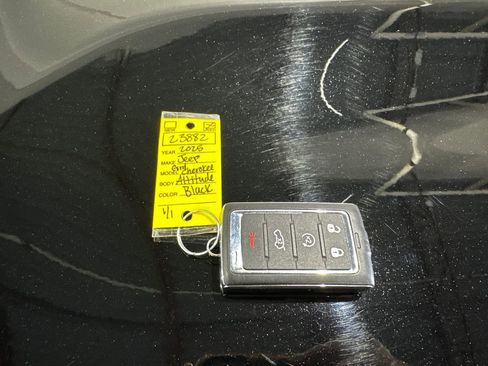 Used 2025 Jeep Grand Cherokee Altitude AWD/4WD image 42