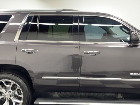 Used 2015 GMC Yukon Denali w/ Premium Package AWD/4WD image 21