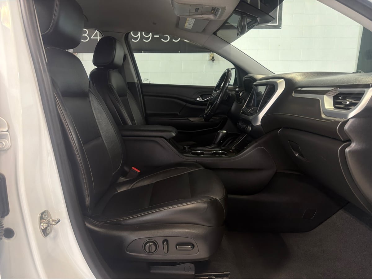 Used 2019 GMC Acadia SLT AWD/4WD image 15