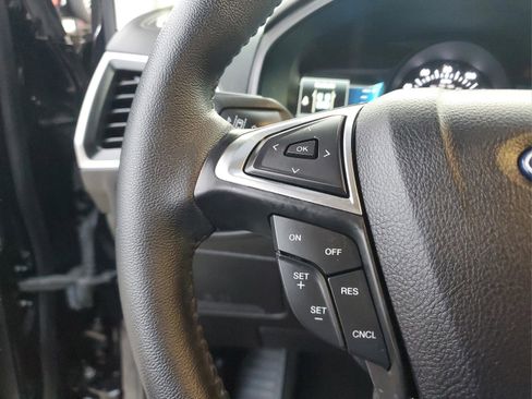 Used 2024 Ford Edge SEL w/ Sport Appearance Package image 28