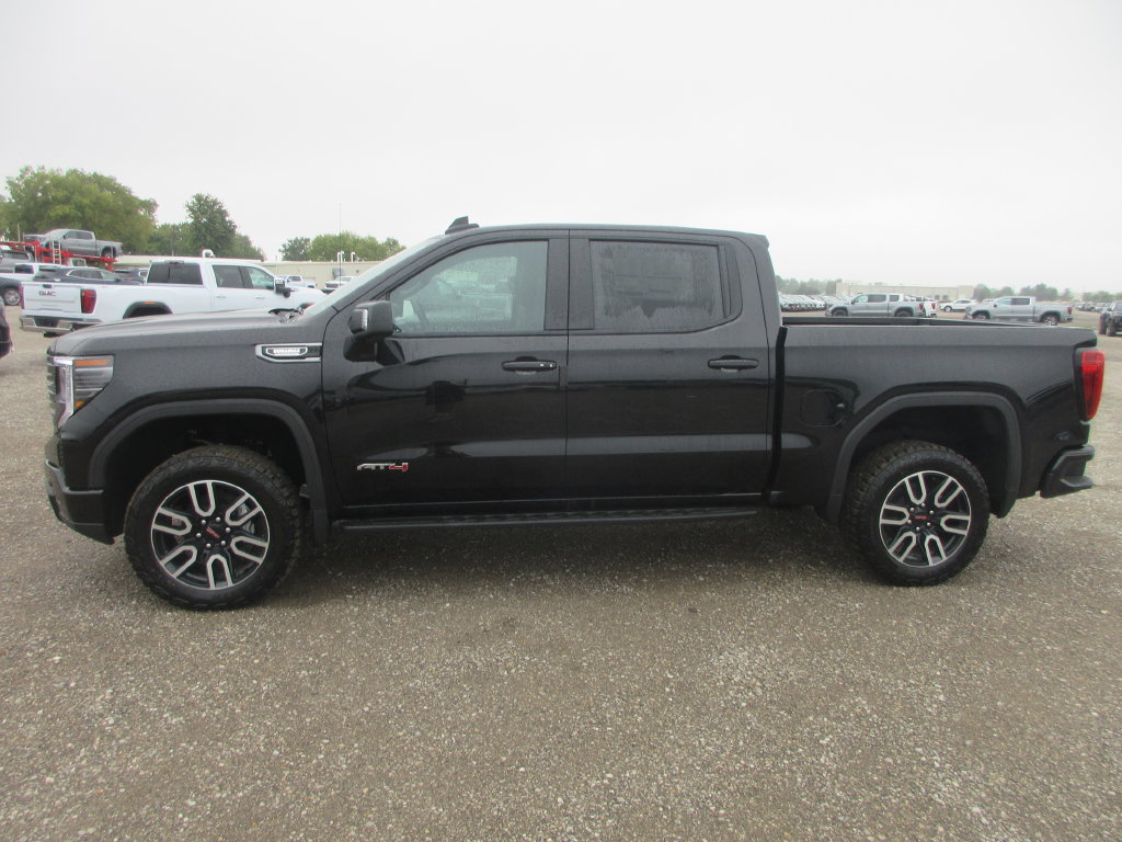 New 2026 GMC Sierra 1500 AT4 w/ AT4 Premium Package AWD/4WD image 11