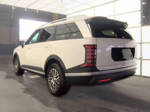 Used 2026 Hyundai Palisade SEL FWD image 6