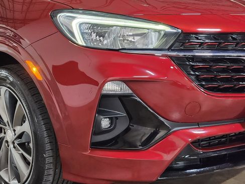 Used 2022 Buick Encore GX Select w/ Sport Touring Package FWD image 13