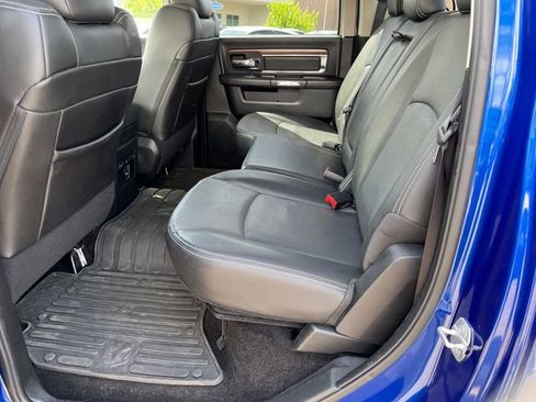 Used 2015 RAM 1500 Laramie w/ Convenience Group AWD/4WD image 3