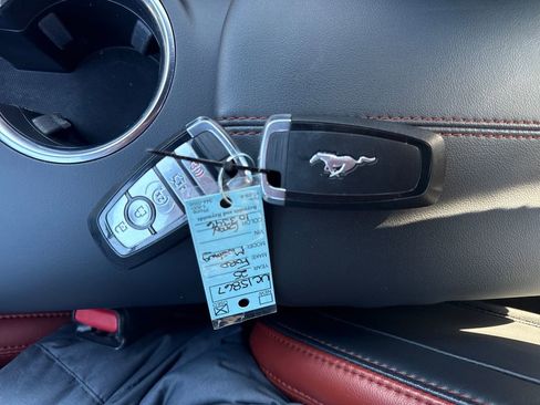Used 2025 Ford Mustang Premium image 25