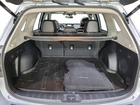 Used 2021 Subaru Forester Limited image 27
