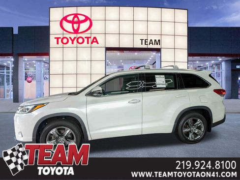 Used 2017 Toyota Highlander Limited Platinum AWD/4WD image 1