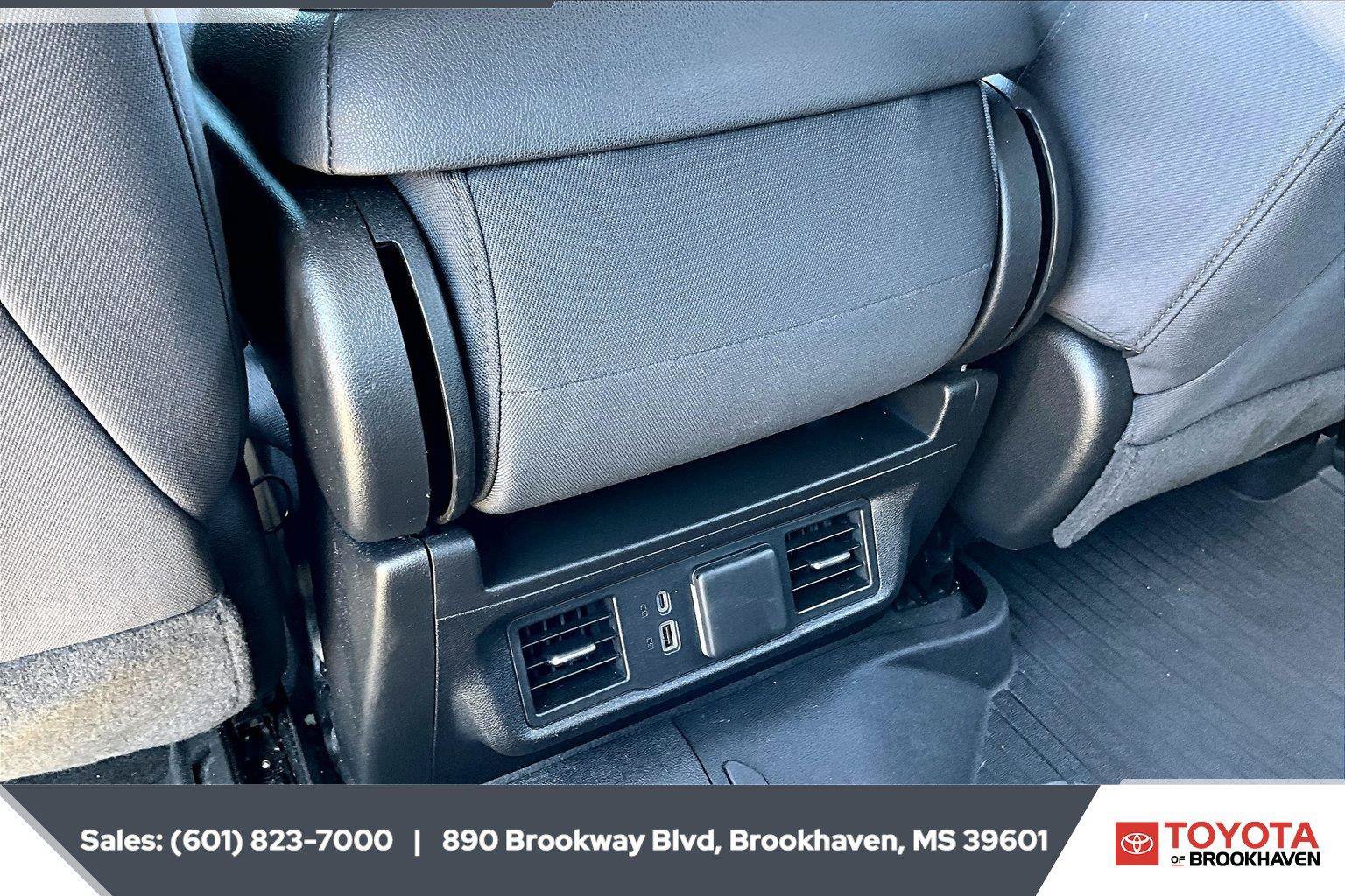 Used 2024 Chevrolet Silverado 1500 LT Trail Boss w/ Protection Package AWD/4WD image 24