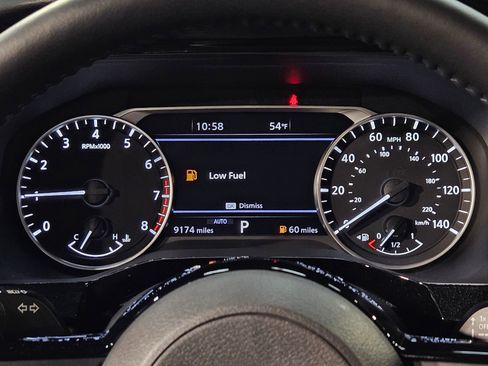 Used 2025 Nissan Pathfinder SL w/ Cargo Package image 15