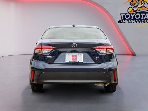 Used 2026 Toyota Corolla LE FWD image 6
