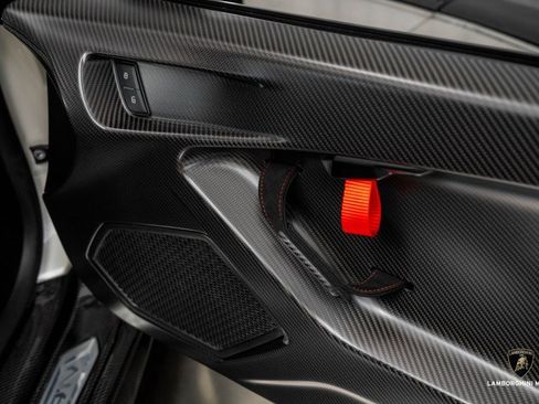 Used 2023 Lamborghini Huracan STO image 58