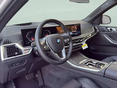 New 2026 BMW X5 xDrive40i AWD/4WD image 4