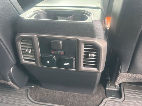 Used 2018 Ford F150 Raptor w/ Equipment Group 802A Luxury AWD/4WD image 15
