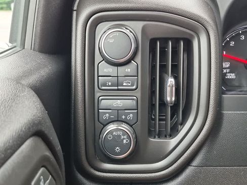 Used 2024 Chevrolet Silverado 1500 Custom w/ LPO, Dark Essentials Package AWD/4WD image 17