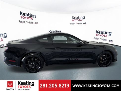 Used 2020 Ford Mustang GT Premium w/ Black Accent Package RWD image 4
