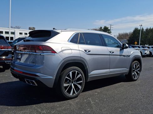 New 2026 Volkswagen Atlas Cross Sport SEL Premium R-Line AWD/4WD image 4