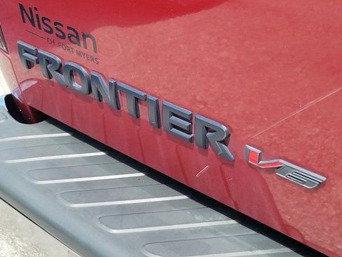 Certified 2019 Nissan Frontier SL RWD image 11