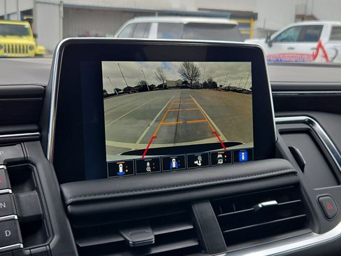 Used 2024 Chevrolet Tahoe Z71 w/ Z71 Off-Road Package image 25