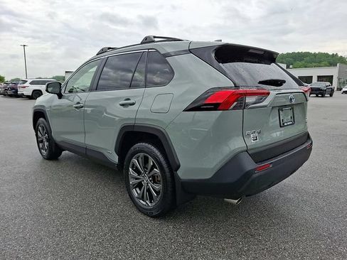 Certified 2023 Toyota RAV4 XLE Premium AWD/4WD image 4