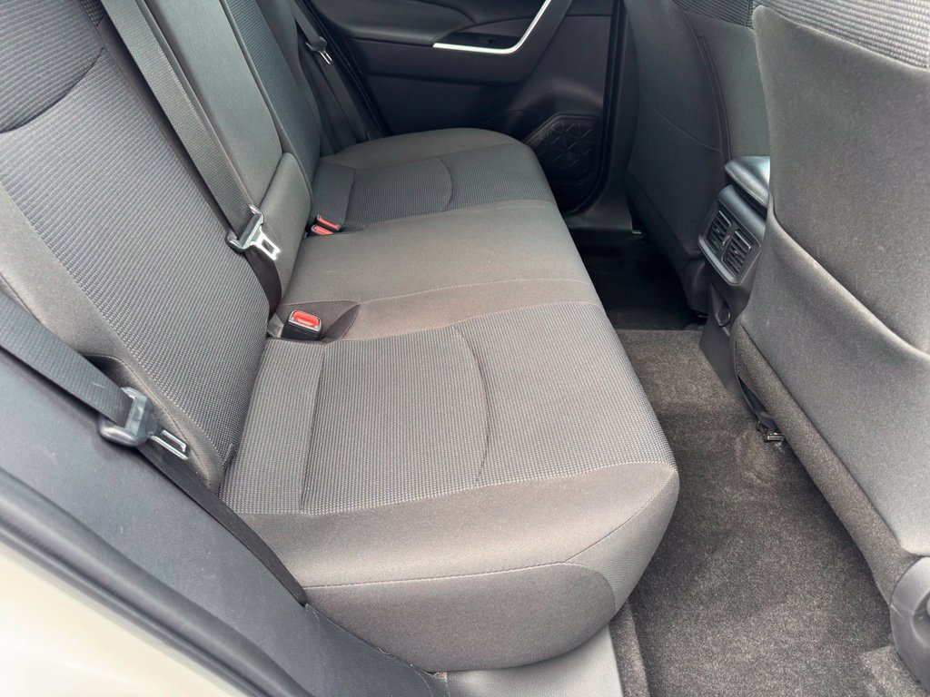 Used 2023 Toyota RAV4 LE AWD/4WD image 27