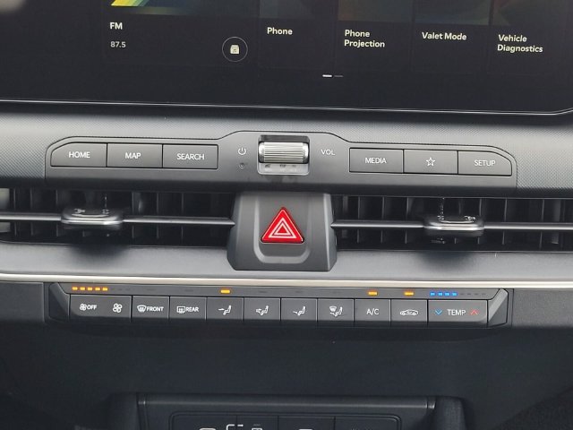 New 2026 Kia K4 FWD image 16