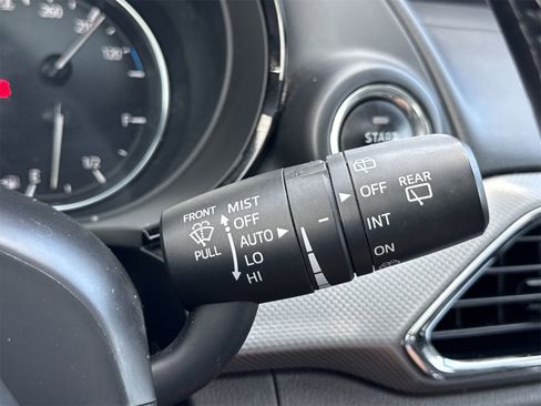 Used 2023 MAZDA CX-9 Signature image 29