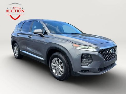 Used 2019 Hyundai Santa Fe SE AWD/4WD image 3