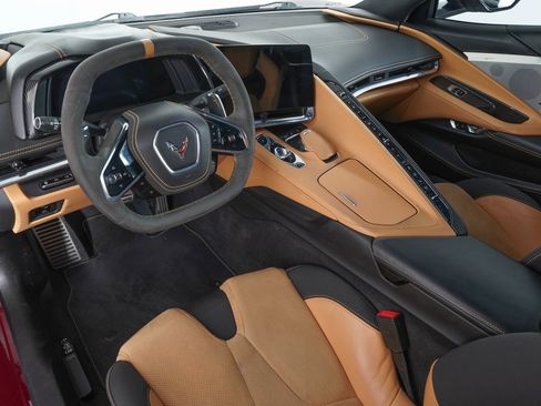 Used 2020 Chevrolet Corvette Stingray Premium Cpe w/ 3LT Preferred Equipment Group image 13