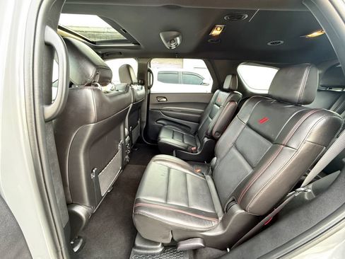 Used 2025 Dodge Durango R/T w/ Blacktop Package AWD/4WD image 23