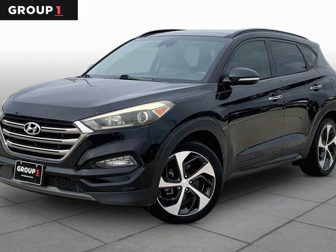 Used 2016 Hyundai Tucson Limited w/ Option Group 03 FWD image 1