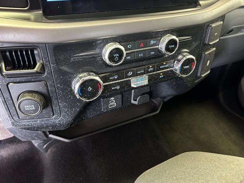 Used 2025 Ford F150 XLT w/ Equipment Group 301A Standard RWD image 23