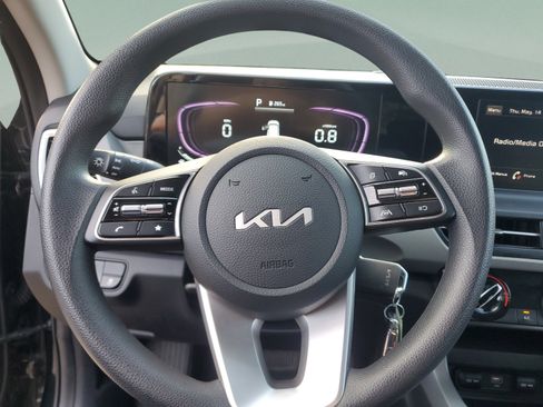 Certified 2026 Kia Seltos LX AWD/4WD image 17